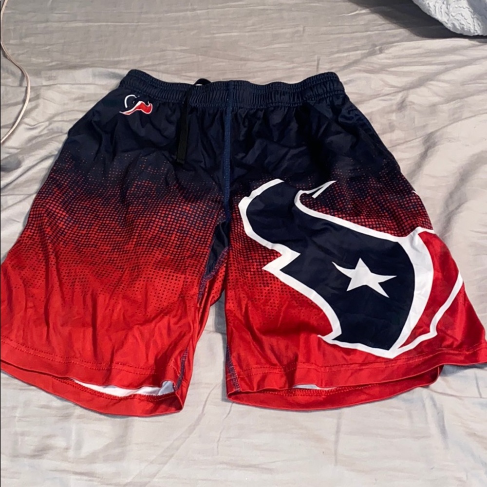 Mens small NFL Texans shorts